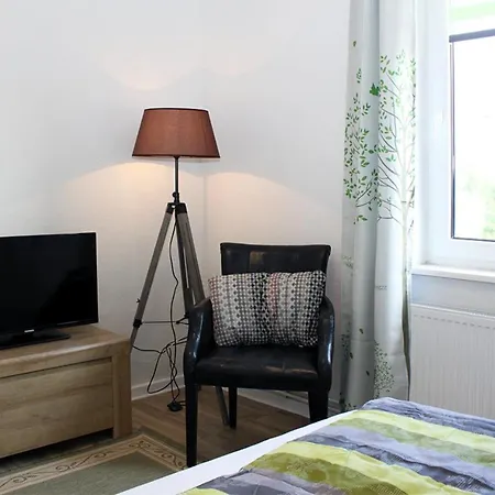 Ferienwohnung Auenland III Apartment *